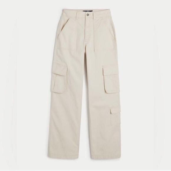Hollister Pants - HOLLISTER | Ultra High-Rise Baggy 3-Pocket Cargo Pants Cream | SIZE 23